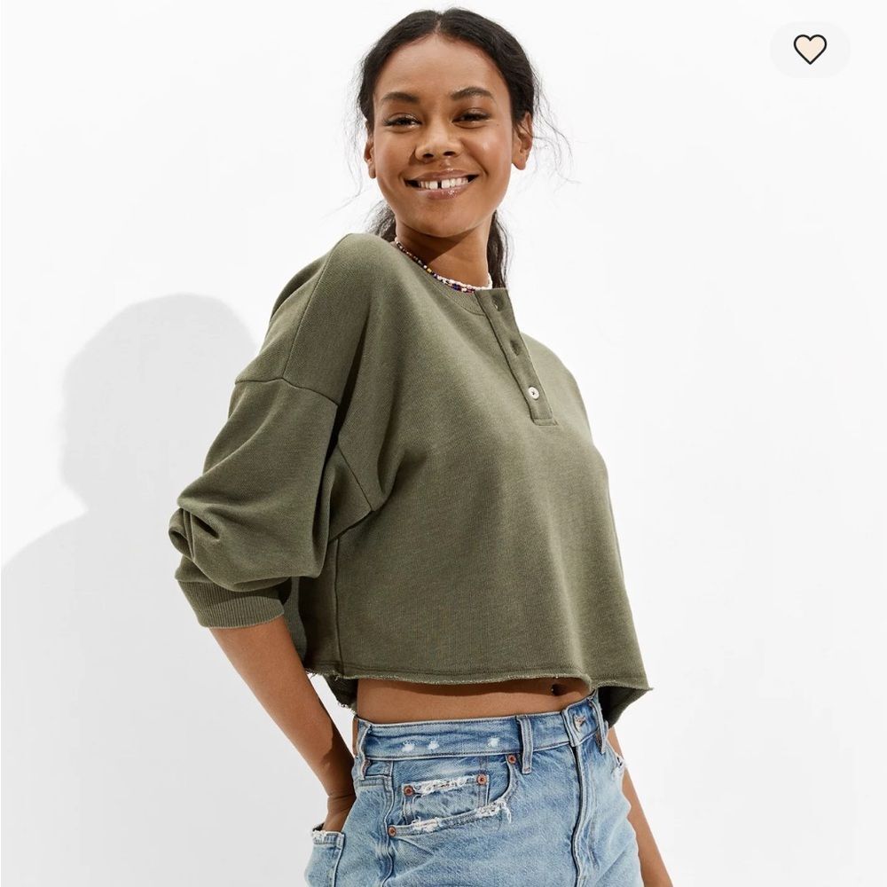 American Eagle AEO Green Cropped Sweatshirt Sm